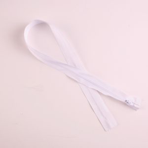 22" Zip - White